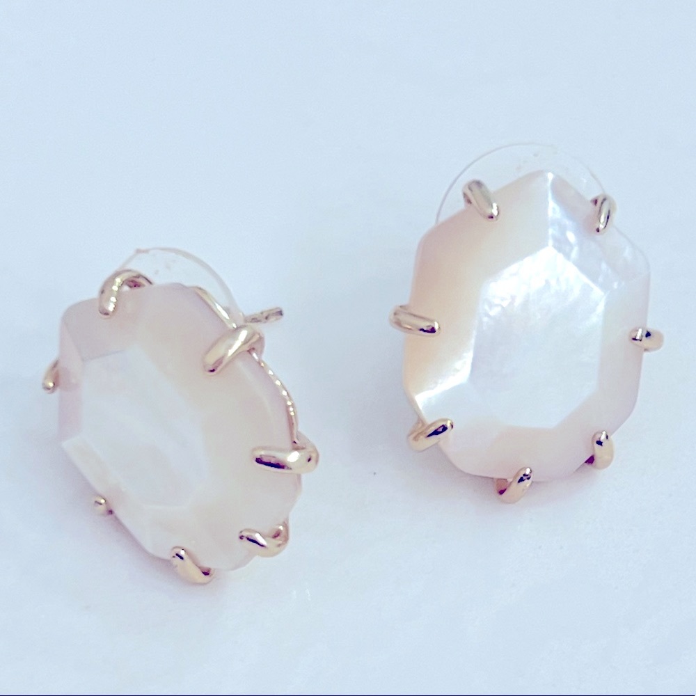 Kendra Scott earrings